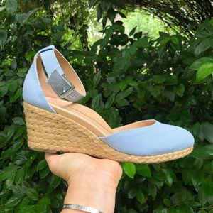 Vionic Wedge Sandal